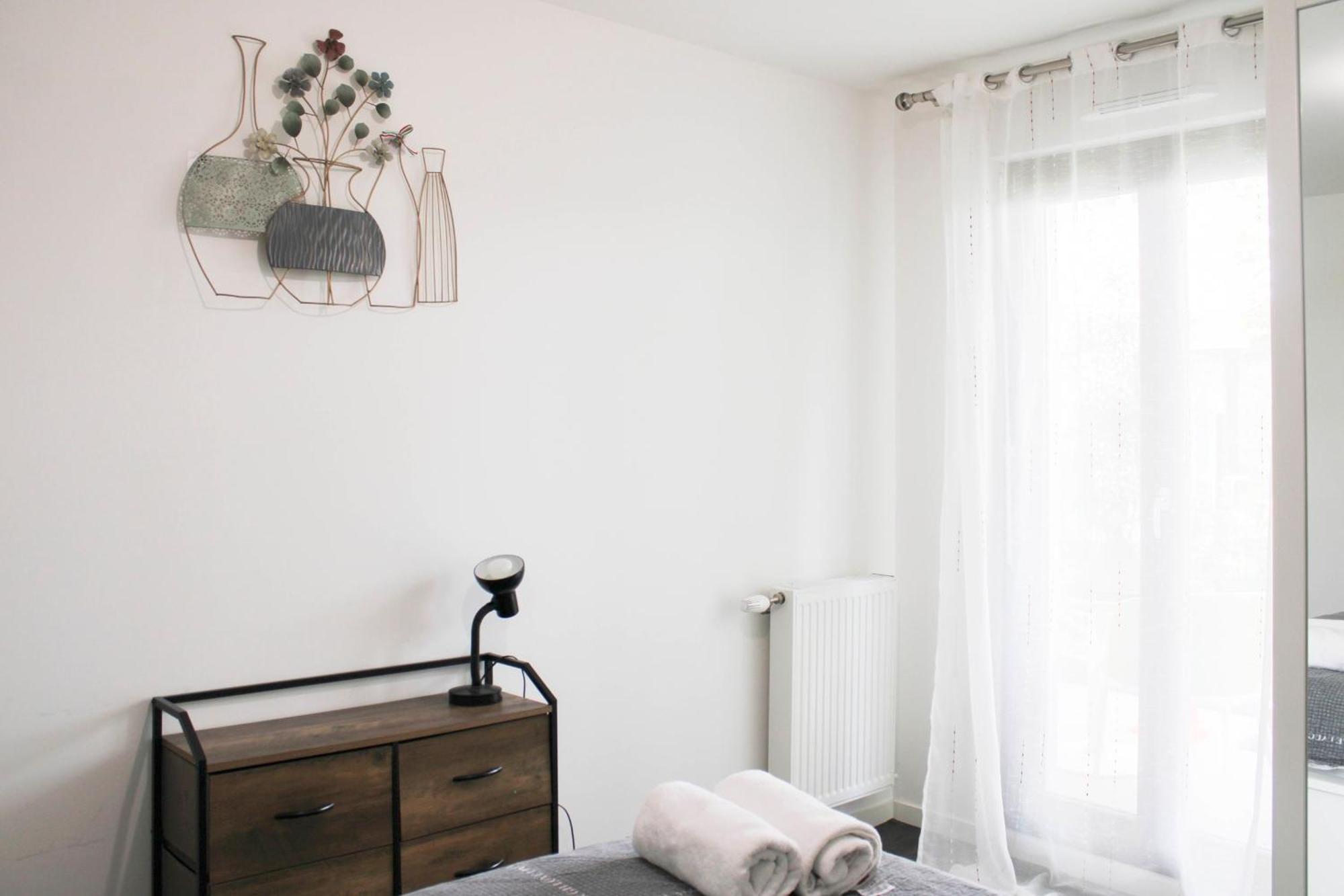 Charming T2 Near The Basilica Of Saint-Denis Apartment Luaran gambar