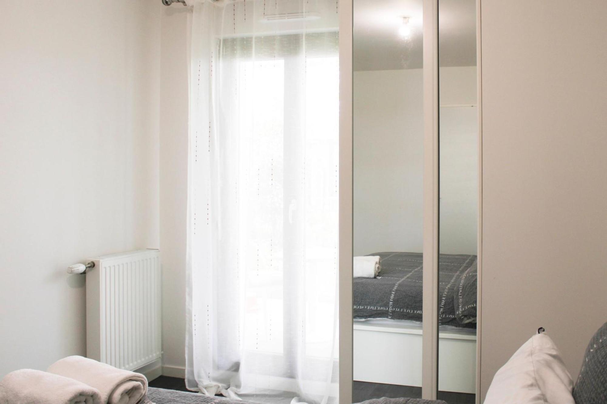 Charming T2 Near The Basilica Of Saint-Denis Apartment Luaran gambar